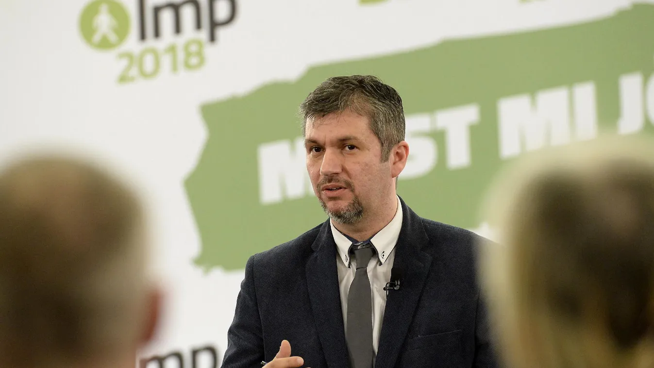 E-mailen közölték Hadházyval, hogy megbüntette az LMP