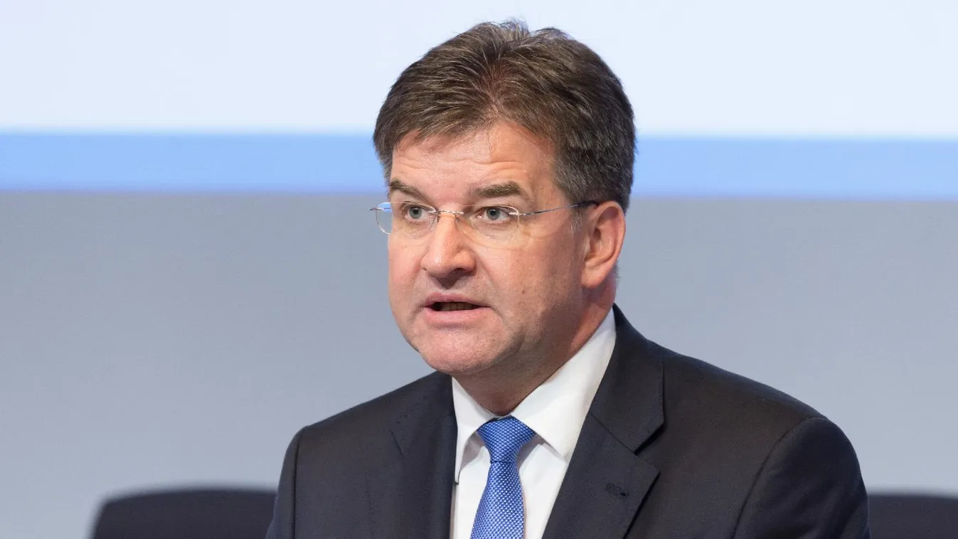 Lemondással fenyegetőzik a szlovák külügyminiszter