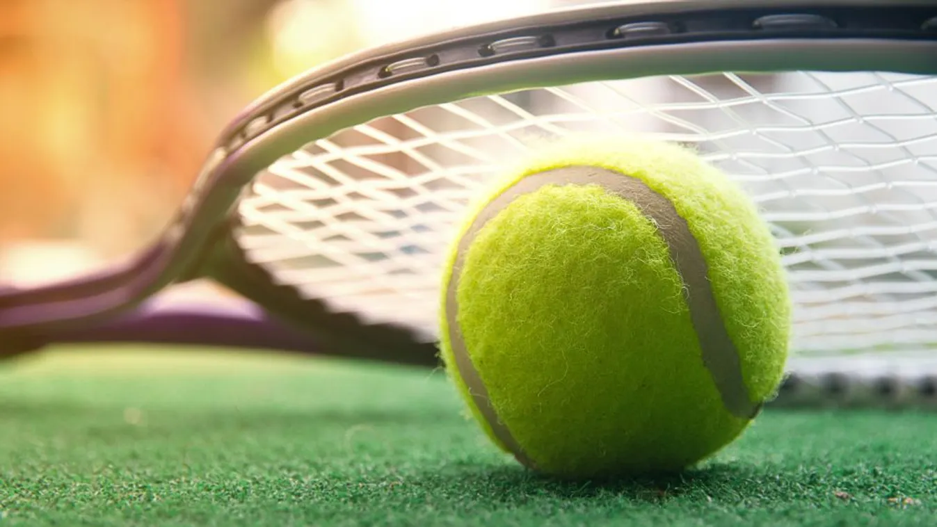 Julija Putyinceva megalázta a labdaszedő kislányt + videó