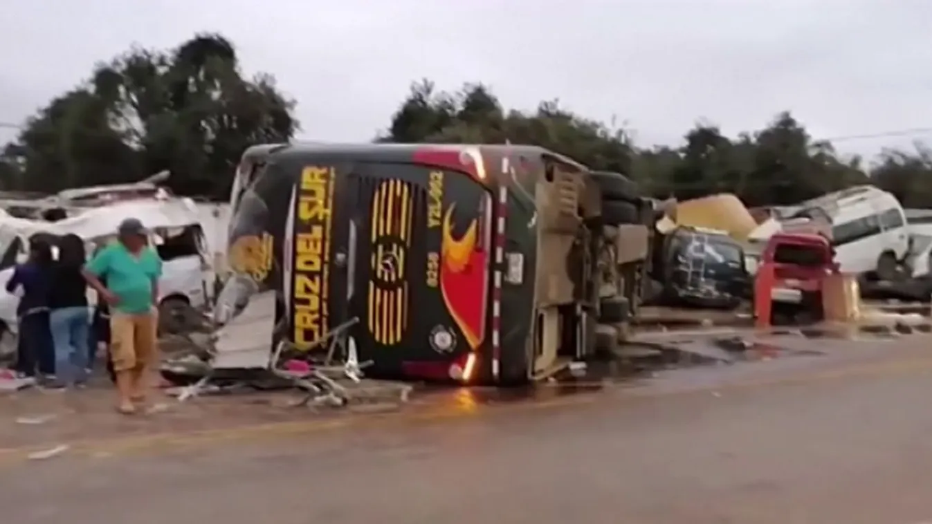 Halálos buszabeleset Peruban