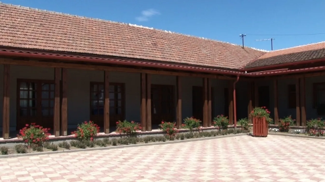 Panziónak épült, de végül valami egészen más lesz