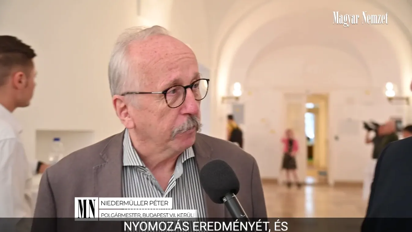 Elbukhatja a DK támogatását Karácsony Gergely