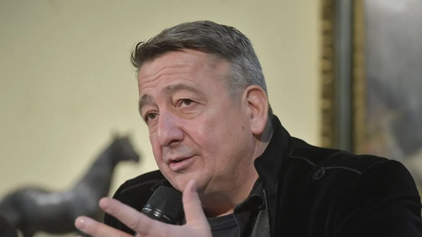 Bayer Zsolt: Az erőszakkal szemben egyetlen lehetőség van, erőt kell mutatni