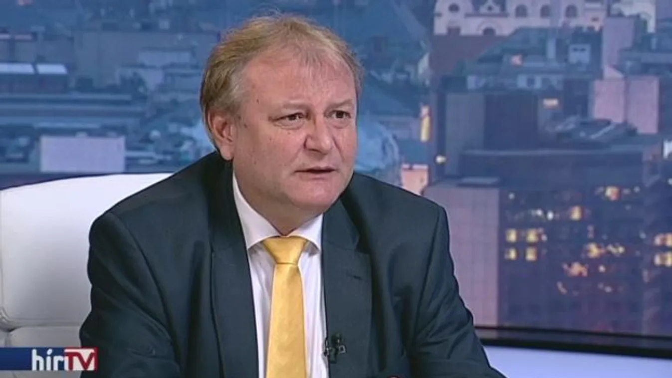 Már egyezkedik az MSZP és a DK