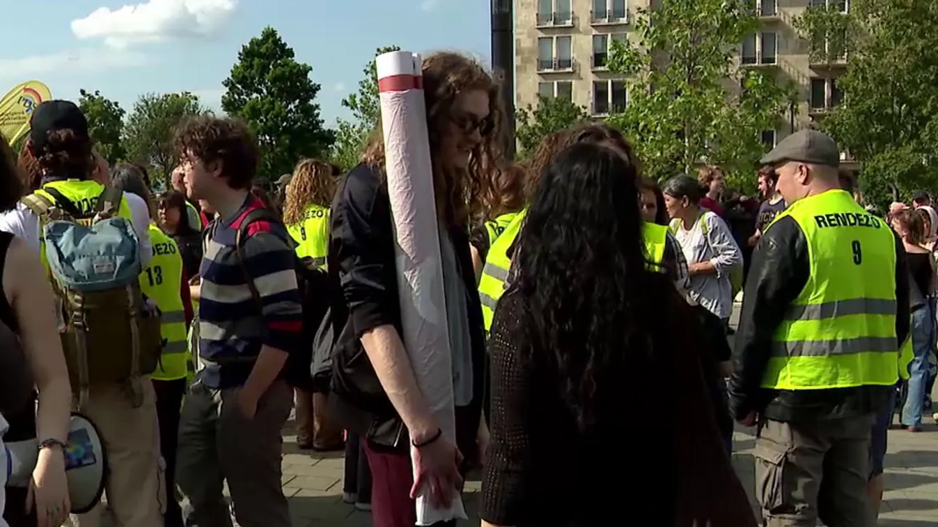 Az LMP elmegy Pintér Sándor megbeszélésére