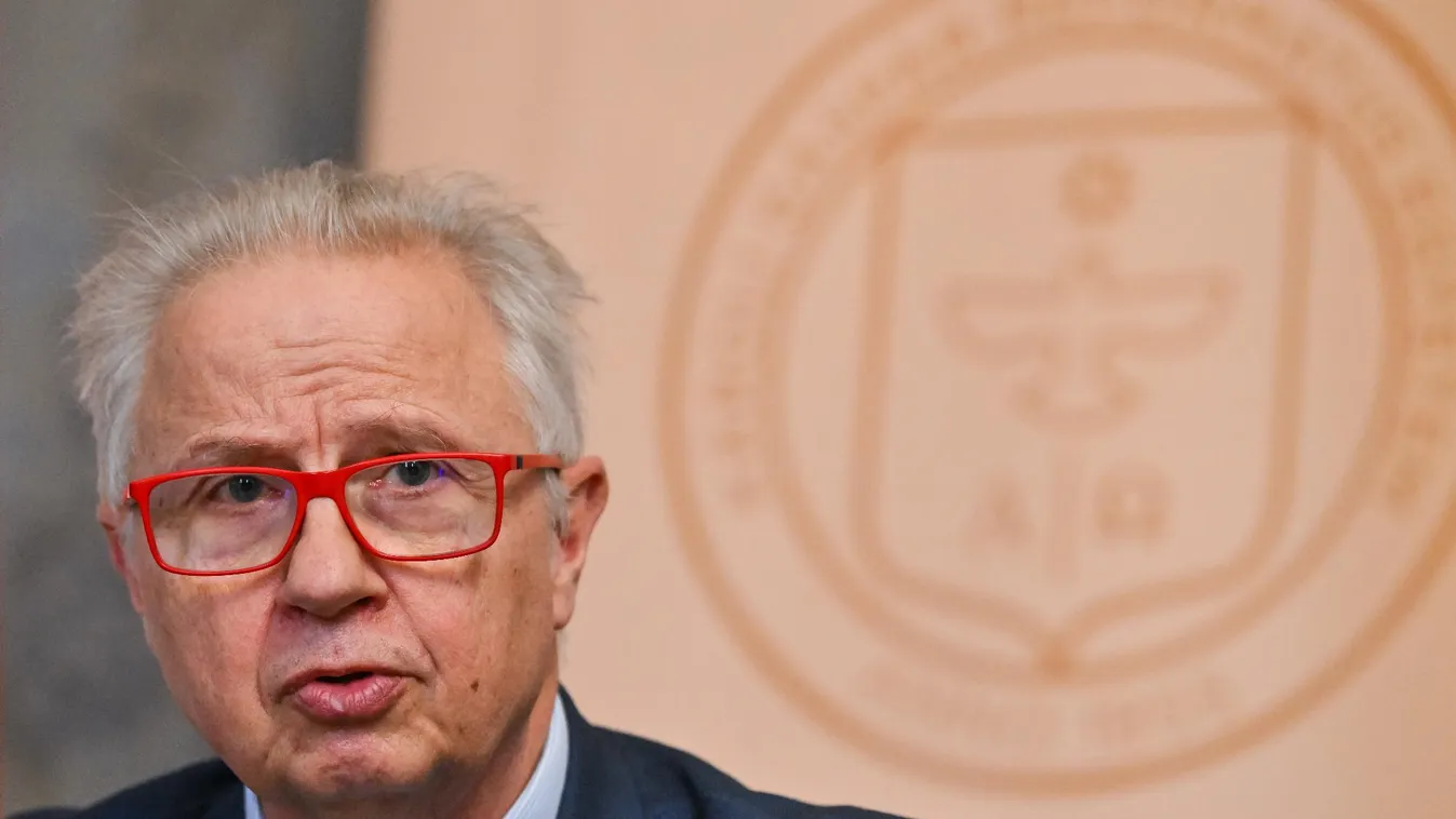 Trócsányi László nem vállalja az alkotmánybírói posztot