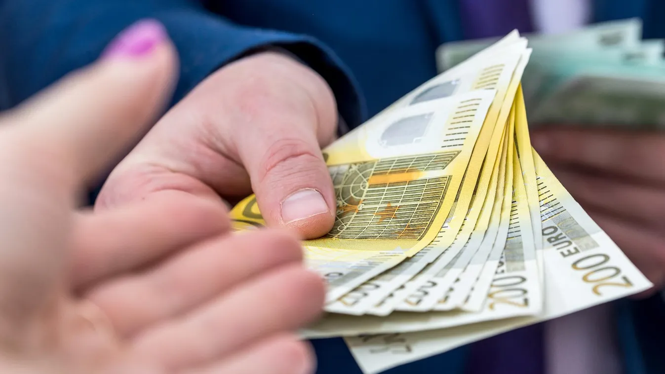 A Fidesz-KDNP EP-képviselőcsoportja nemet mond a USAID-források kipótlására és a brüsszeli politikai korrupcióra