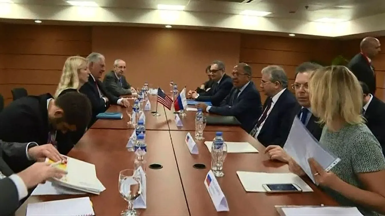 Az oroszok a párbeszédet támogatják a csatározások helyett