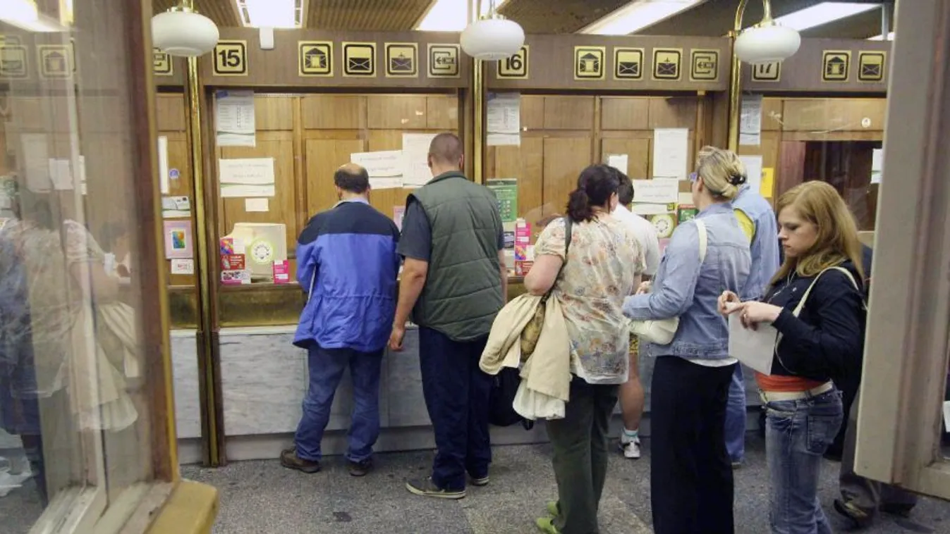 Magyar Posta: Emelkednek a csomagfeladás árai június elsejétől