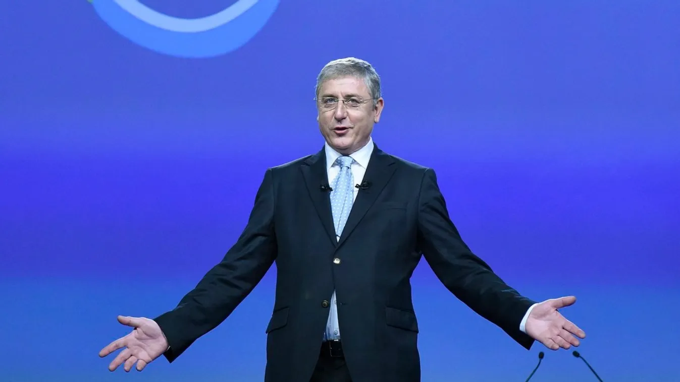 Belebuktak és hátraarcot vezényelnének Gyurcsányék?