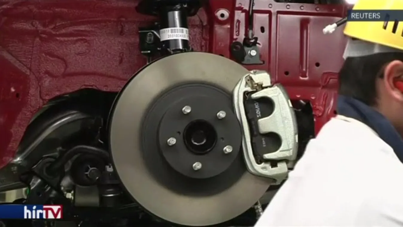 800 ezer autót hívnak vissza a Hondánál