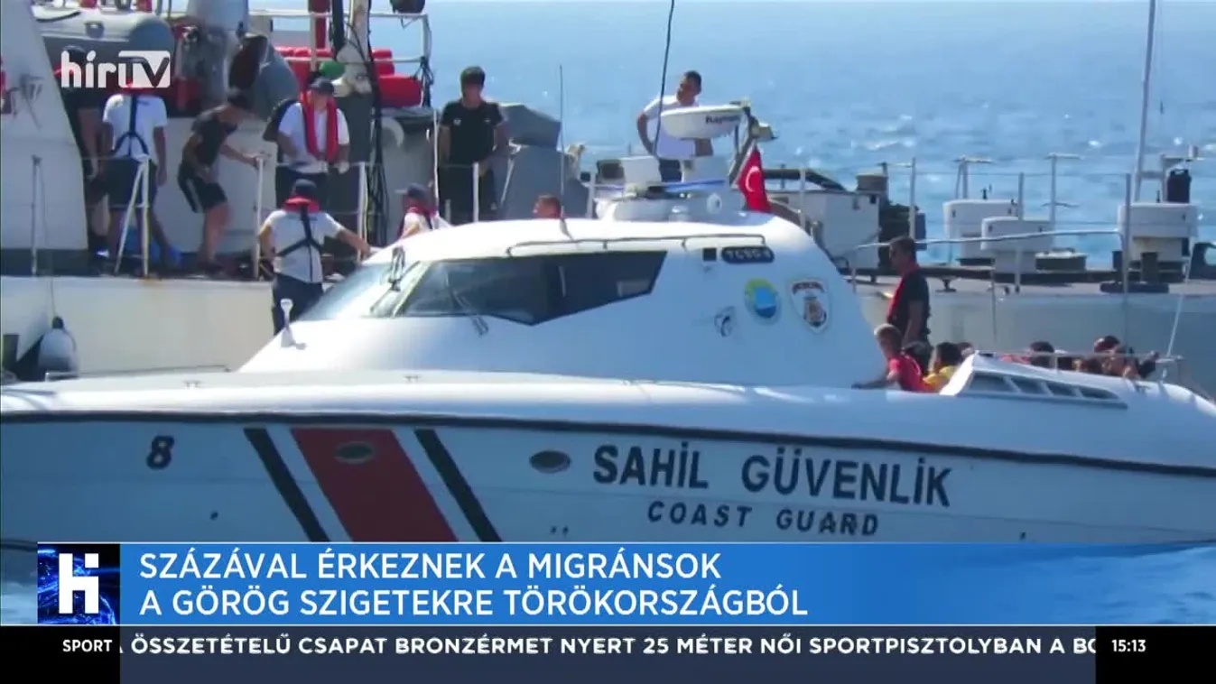 Százával érkeztek migránsok Leszboszra, Olaszország engedi kikötni a menekülteket