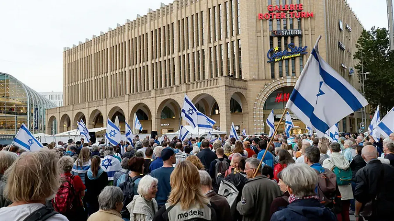 A Bild szerint izraeli zászlókkal felvonulókat támadtak meg Kelet-Németországban