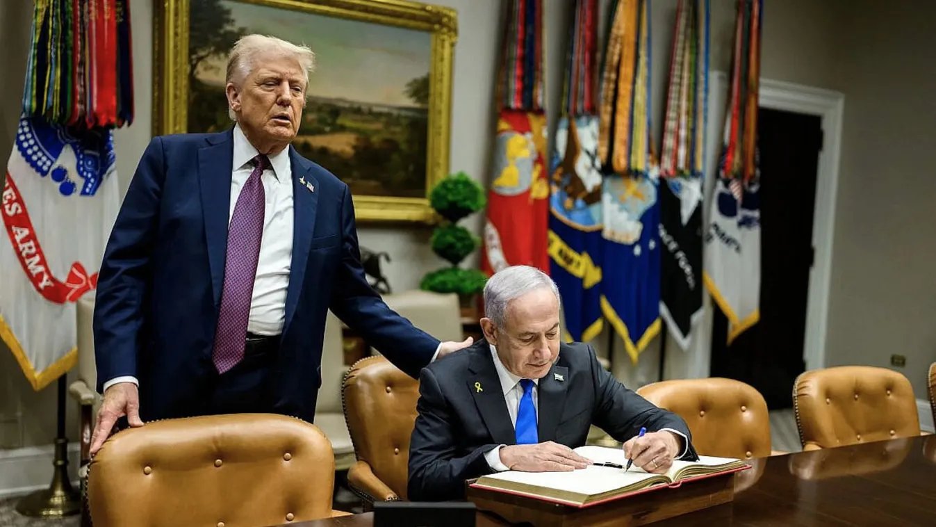 Két év háború után elhallgatnak a fegyverek: Trump békét hozott a Közel-Keletre