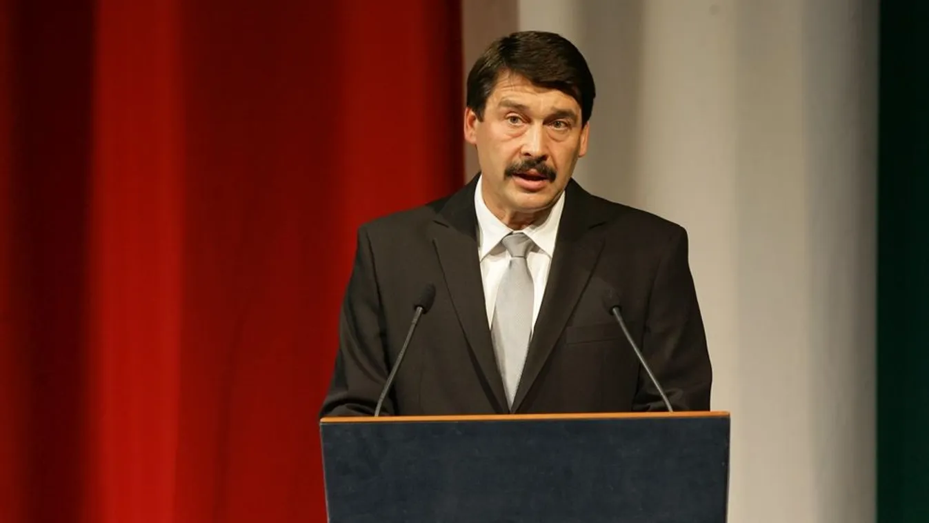 Áder János vétózott – Civil kaszinó