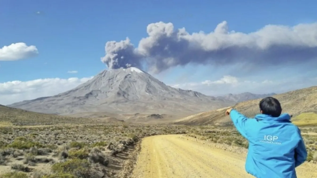 Kitört a perui Ubinas vulkán