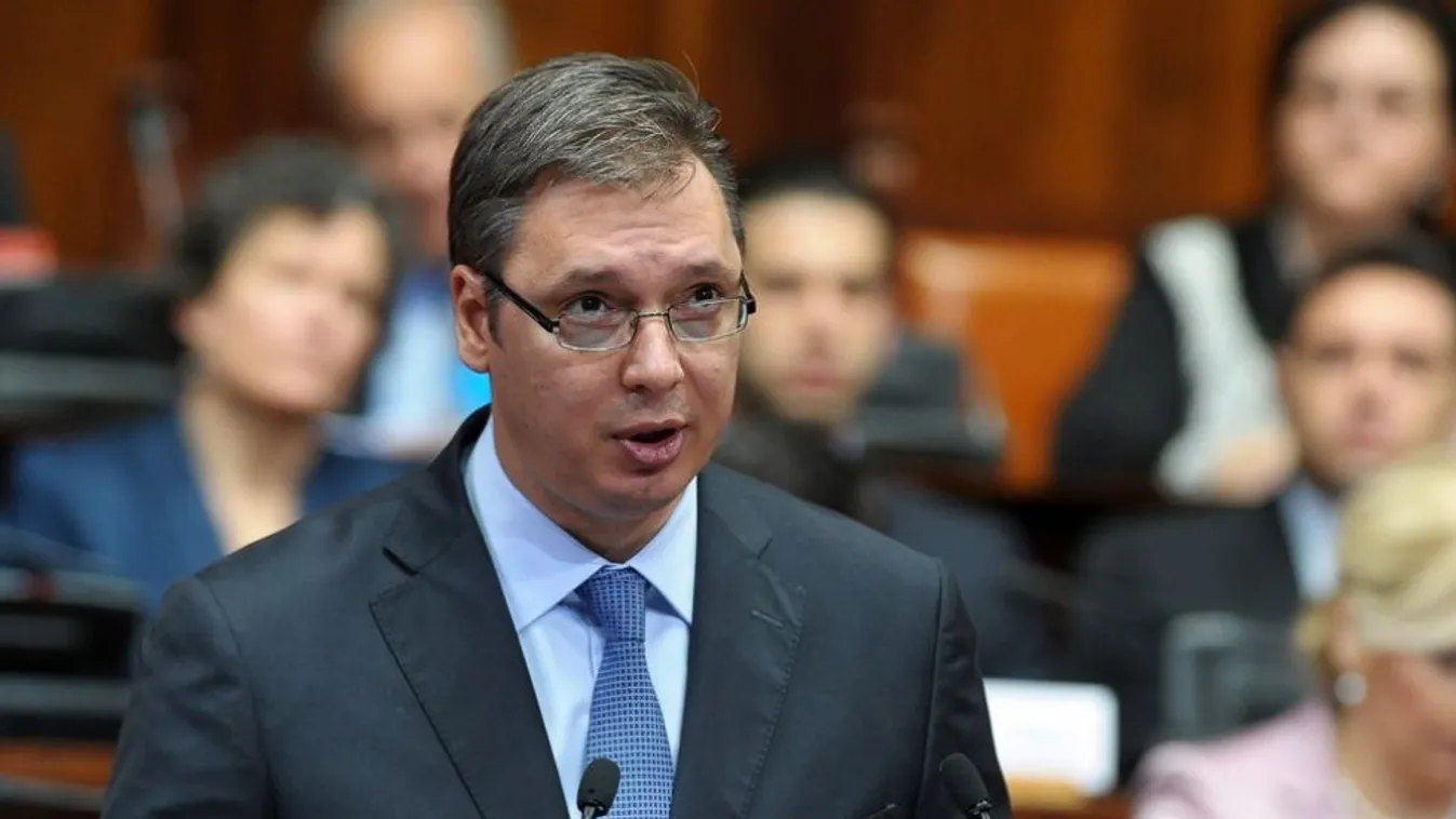 Bombát dobtak szerb elnök kampányhelyszínére