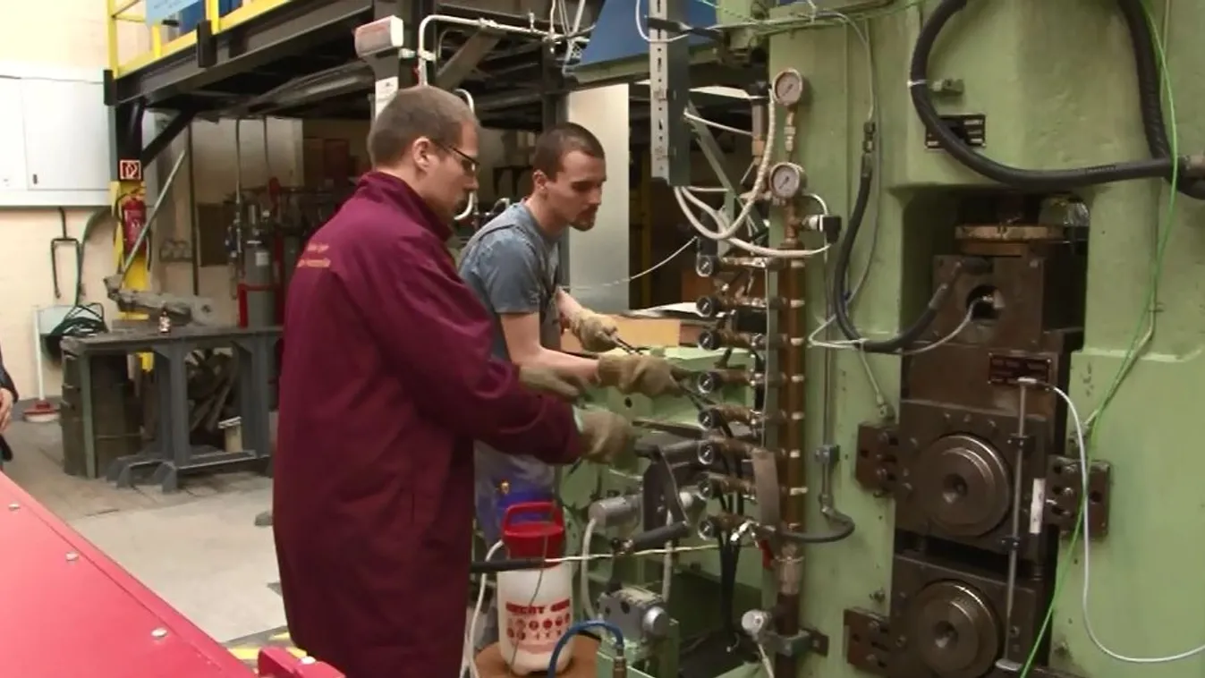 Együttműködési megállapodást kötött a CERN és a Miskolci Egyetem