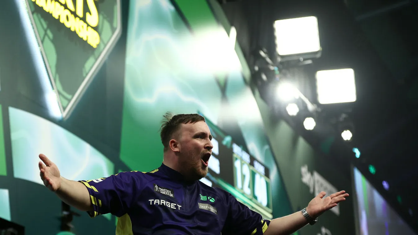 Sporttörténelmet írt Luke Littler, aki felért a csúcsra