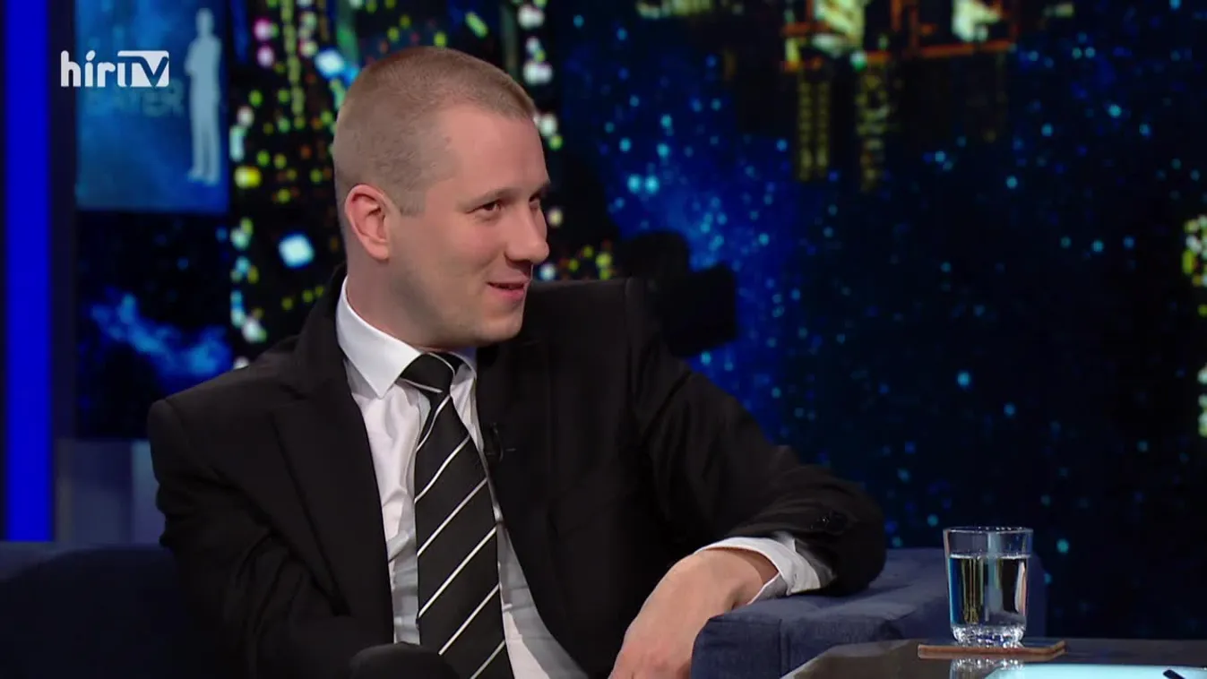 Bayer show: Trianon legyőzése folyamatban van a lelkünkben