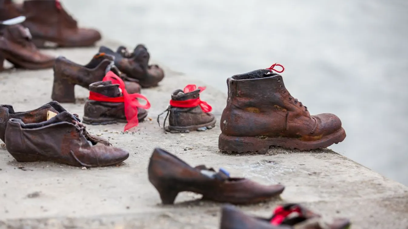 A holokauszt magyarországi áldozataira emlékeznek