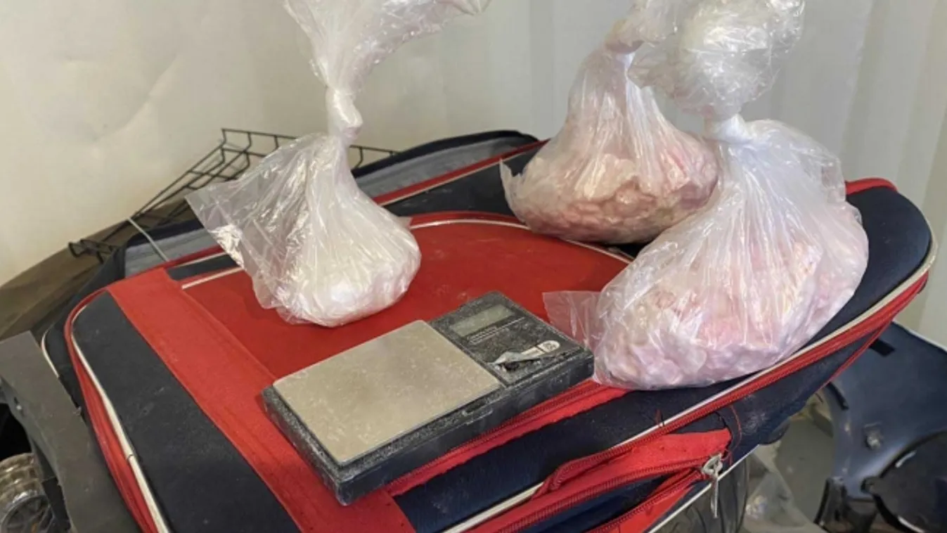 Mínusz ezer adag kristály