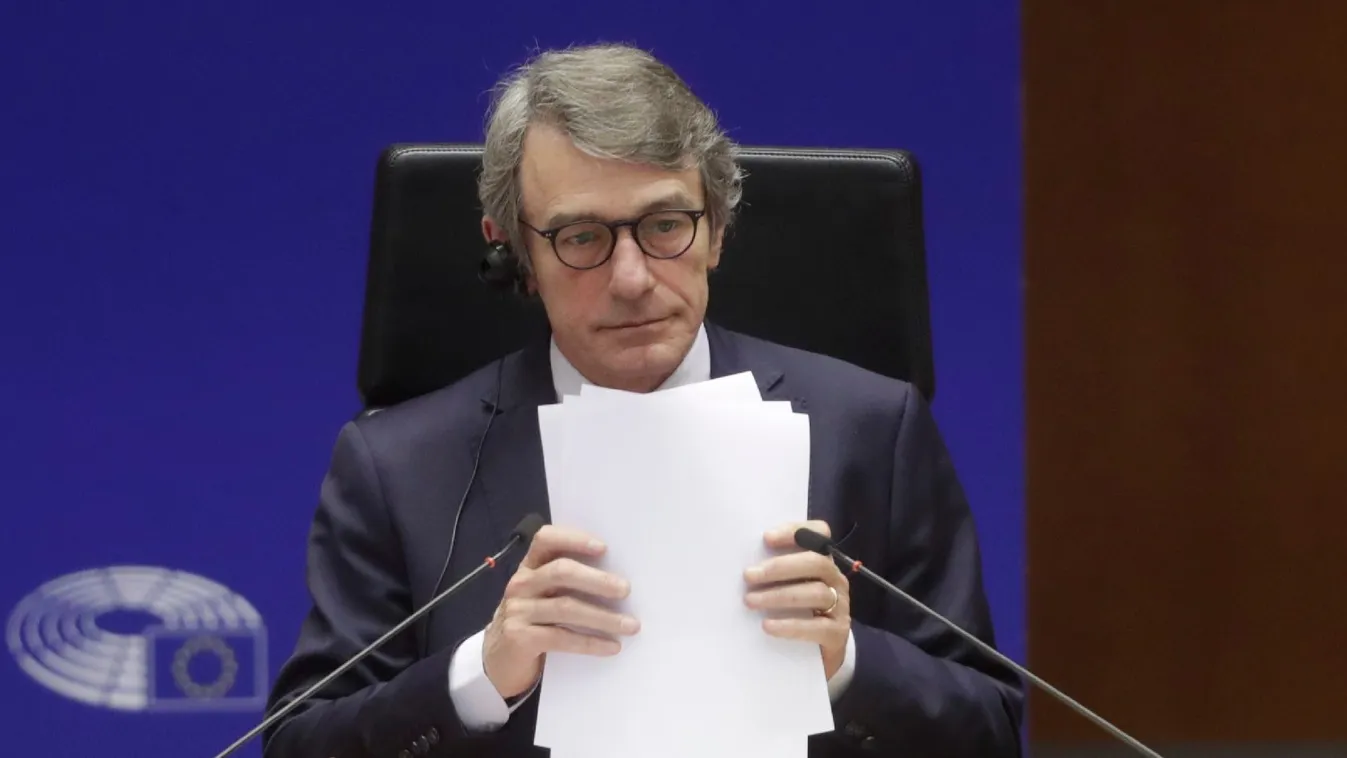 Önkéntes karanténba vonul az EP elnöke