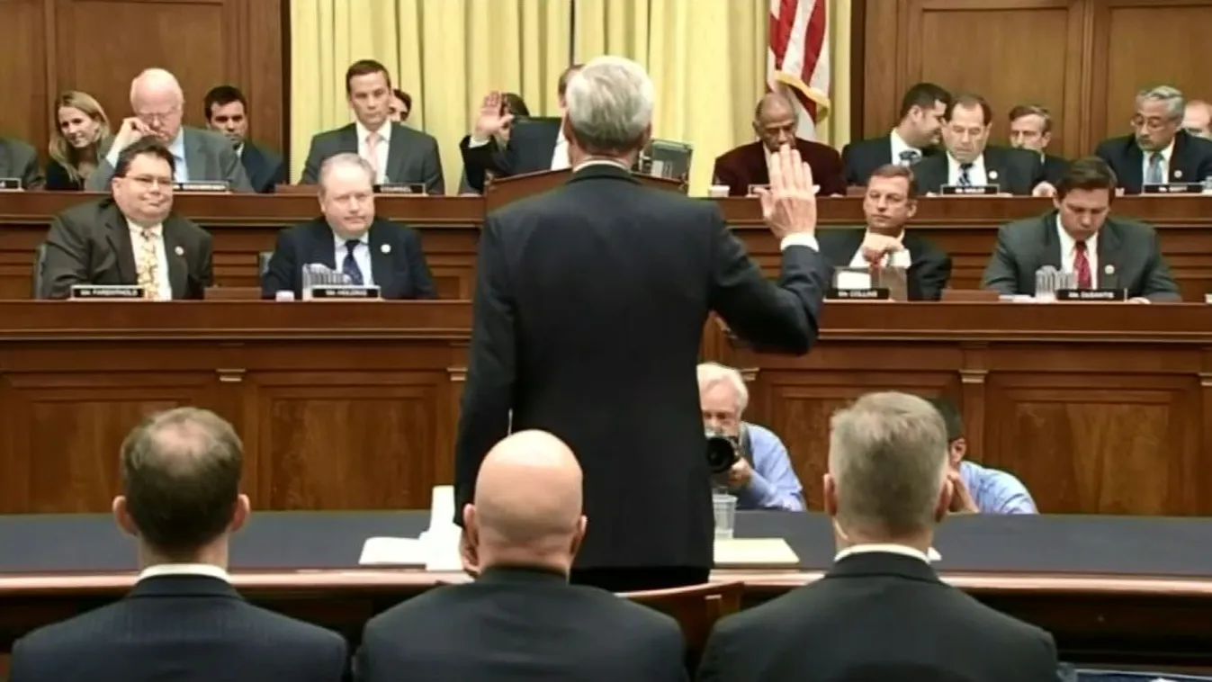 Vádat emeltek az orosz beavatkozás ügyében