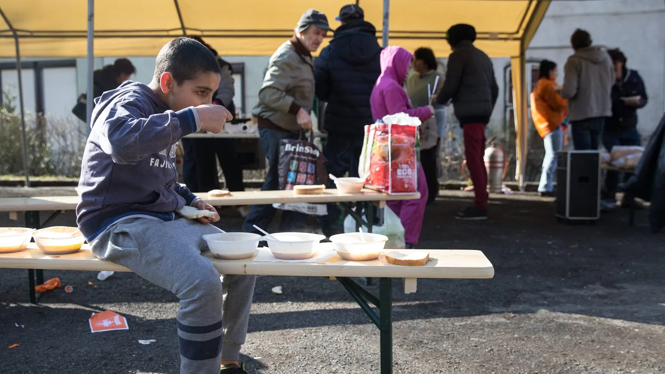 A szegény ember gyereke nem gyerek? – Tantusz