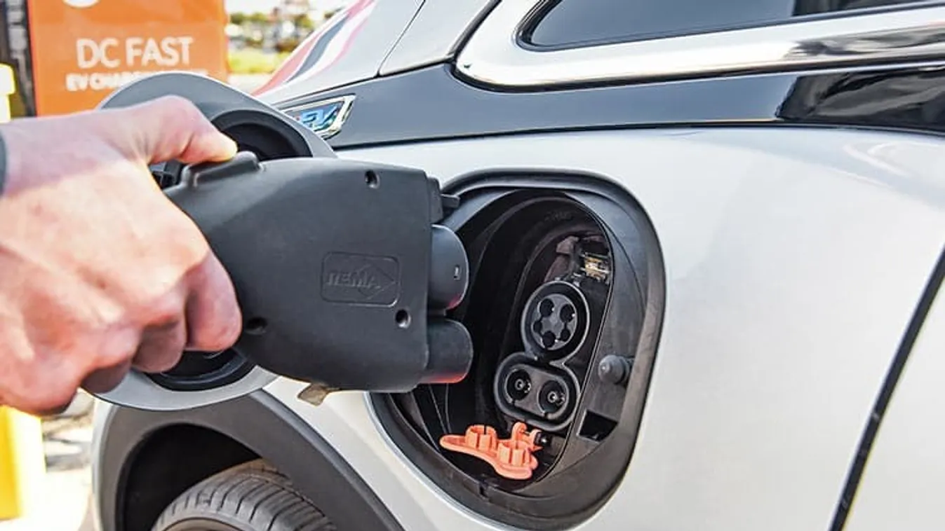 20 ezer tisztán elektromos autót jósolnak Magyarországon 2020-ra