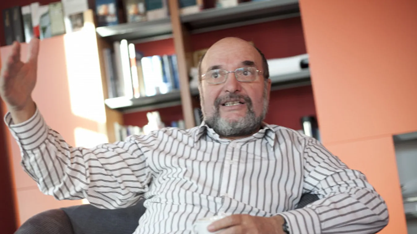 Bemutatjuk Bojár Gábort, a radikális baloldalt finanszírozó vörösbárót