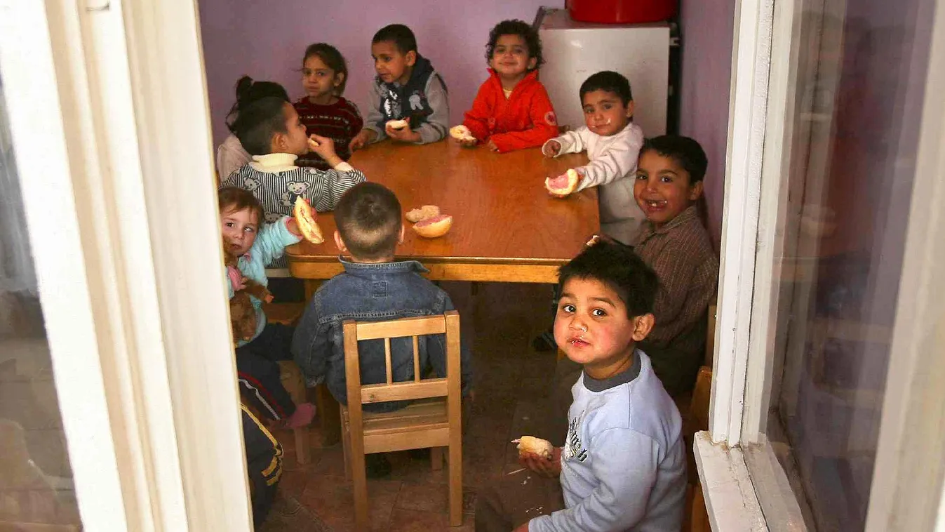 Létminimum alatt, mélyszegénységben – Elmúlt8év