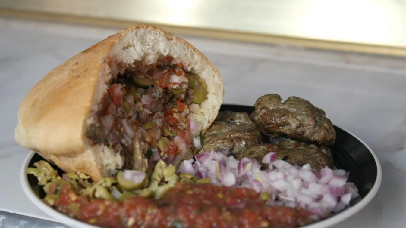 Ételt osztottak, 15 halott