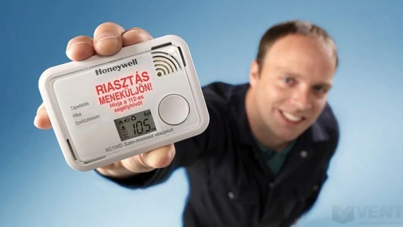 Tucatnyian halnak meg szén-monoxid-mérgezésben