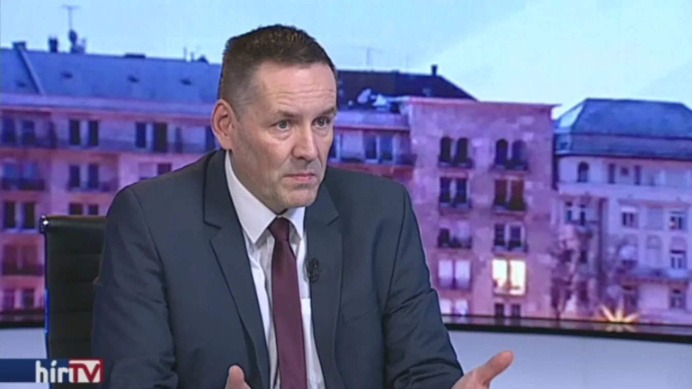 Könnygáz és dulakodás