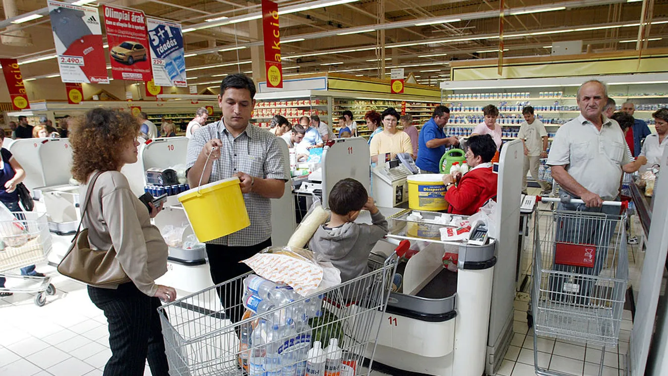 Így lesznek nyitva az ünnepeken a nagyobb boltláncok