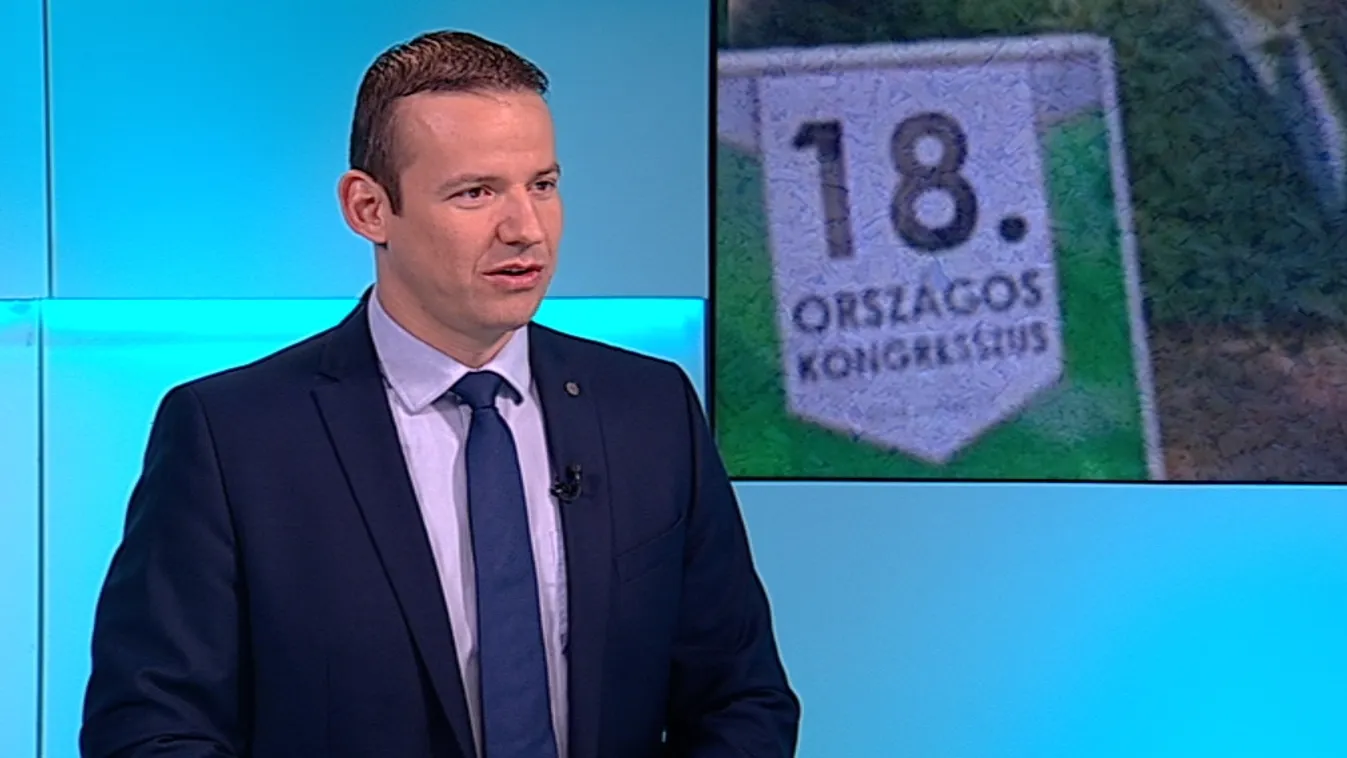 Platformba hívja híveit Toroczkai