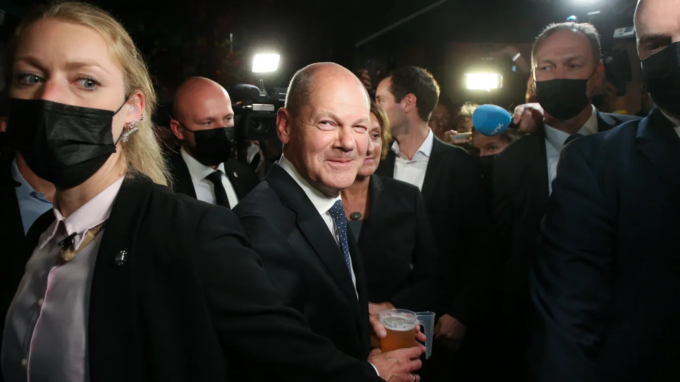 Olaf Scholz: Ukrajna az Európai Unió teljes jogú tagja lesz