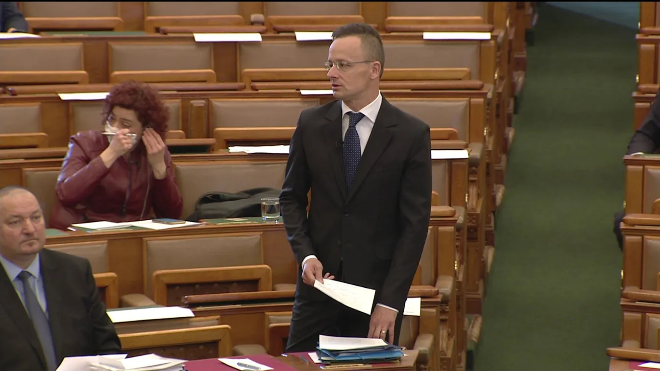 Szijjártó: A nemzeti válaszok működnek a legjobban