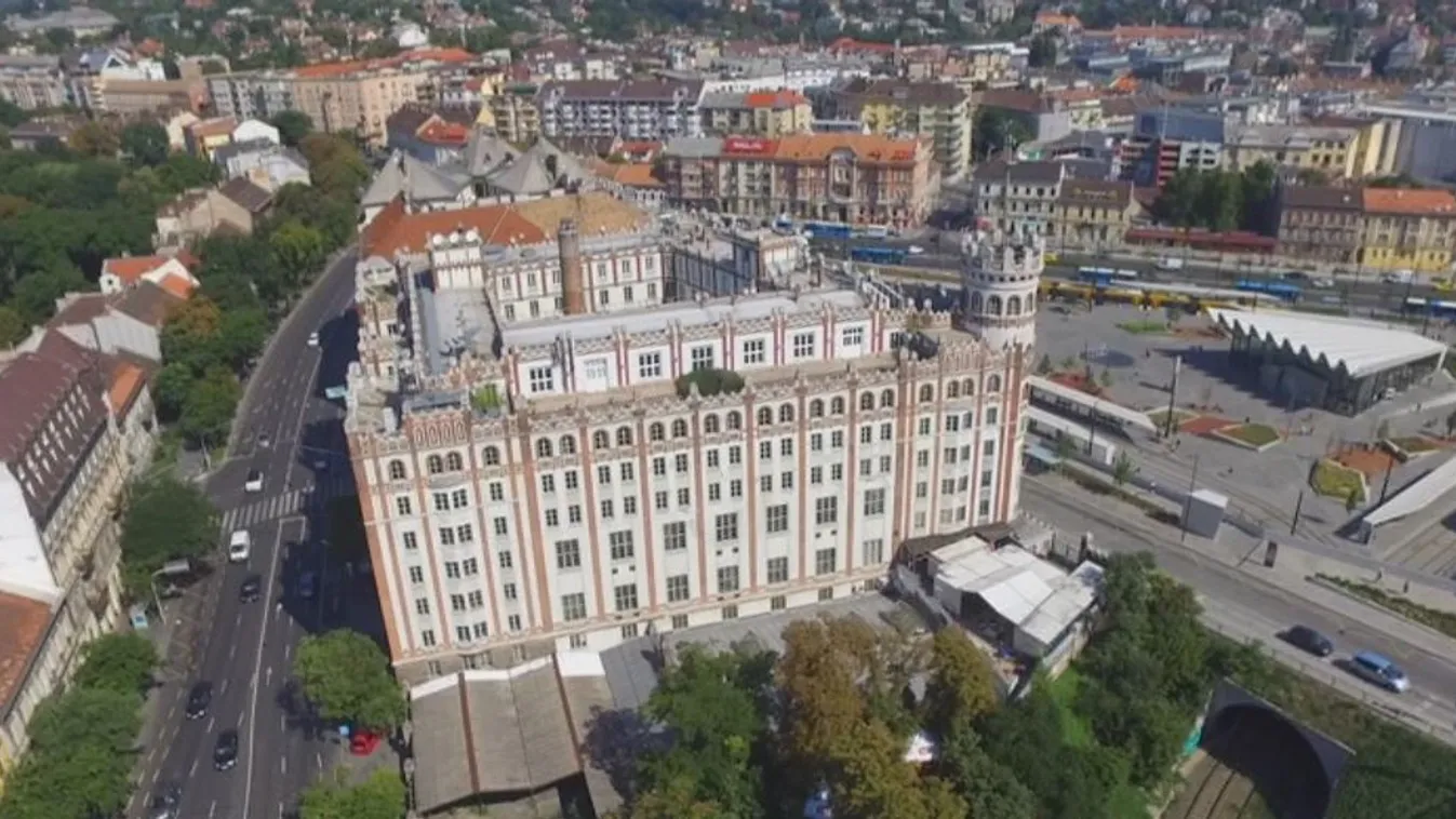 Felmentették a Postapalota-ügy vádlottjait