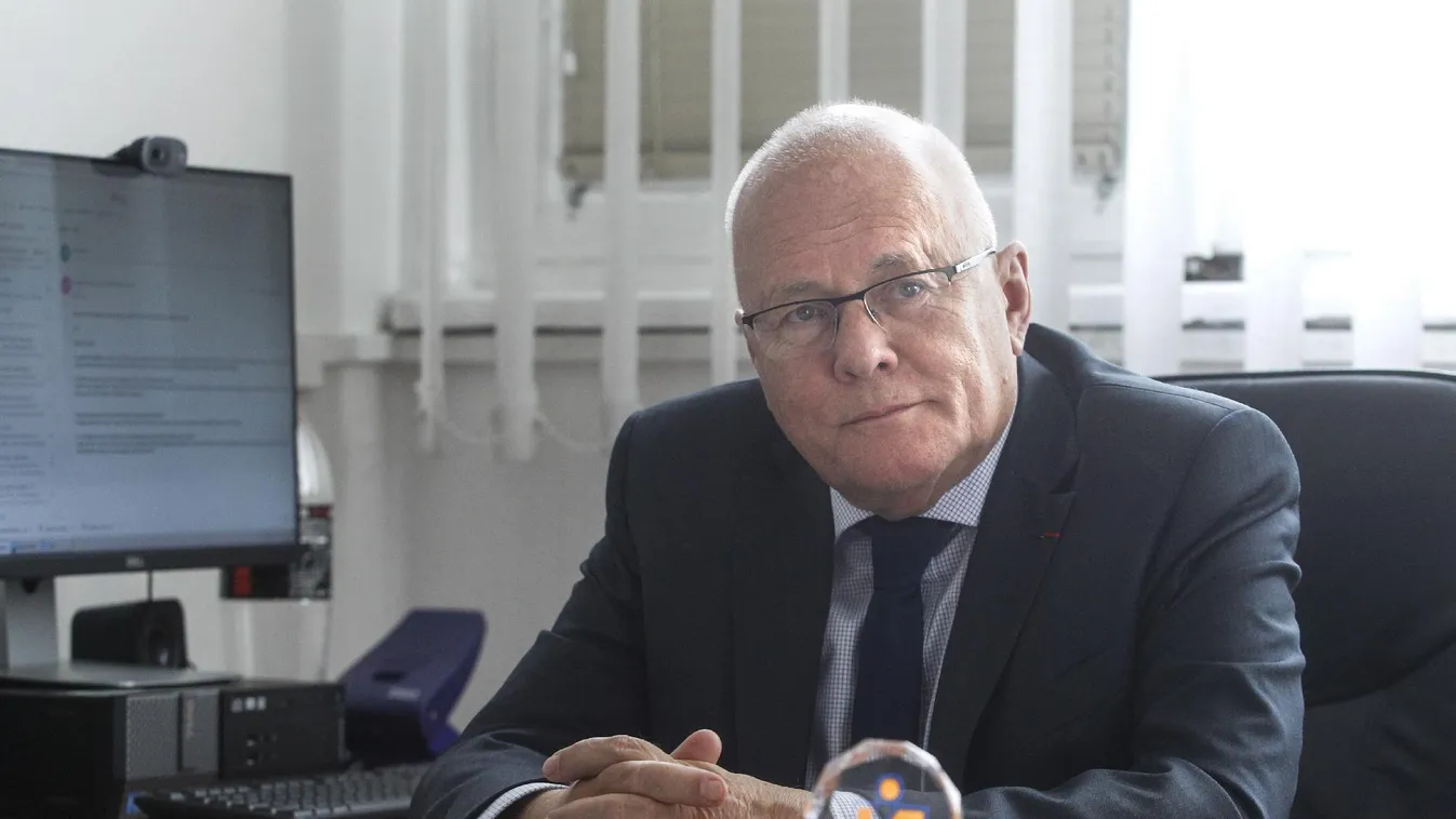 Árnyékkormány – Tantusz