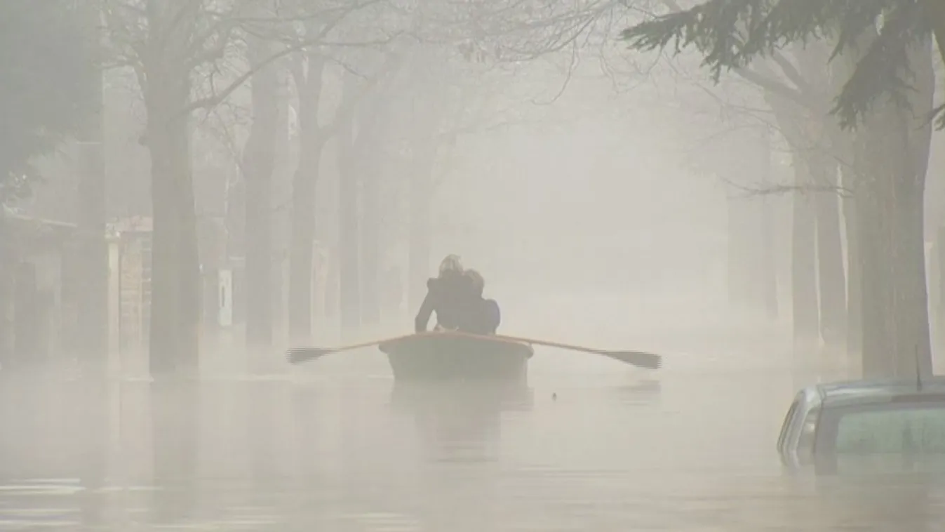 Víz alá került Párizs egy része
