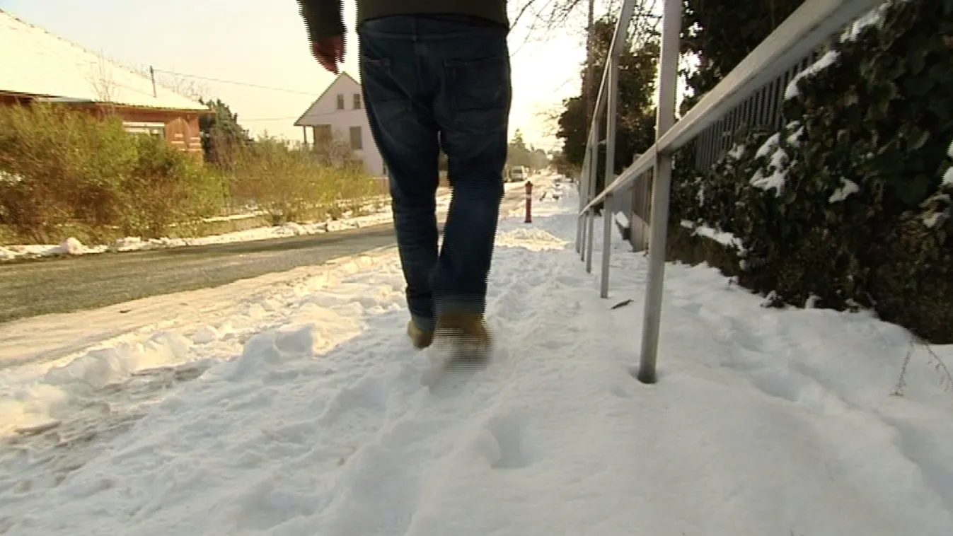 Kinek a feladata, és miként vonható felelősségre, ha elmulasztja?