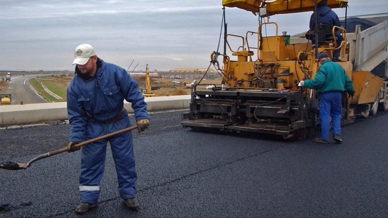 Gyorsan tud felújítani a Magyar Közút, mert kisebbek a torlódások