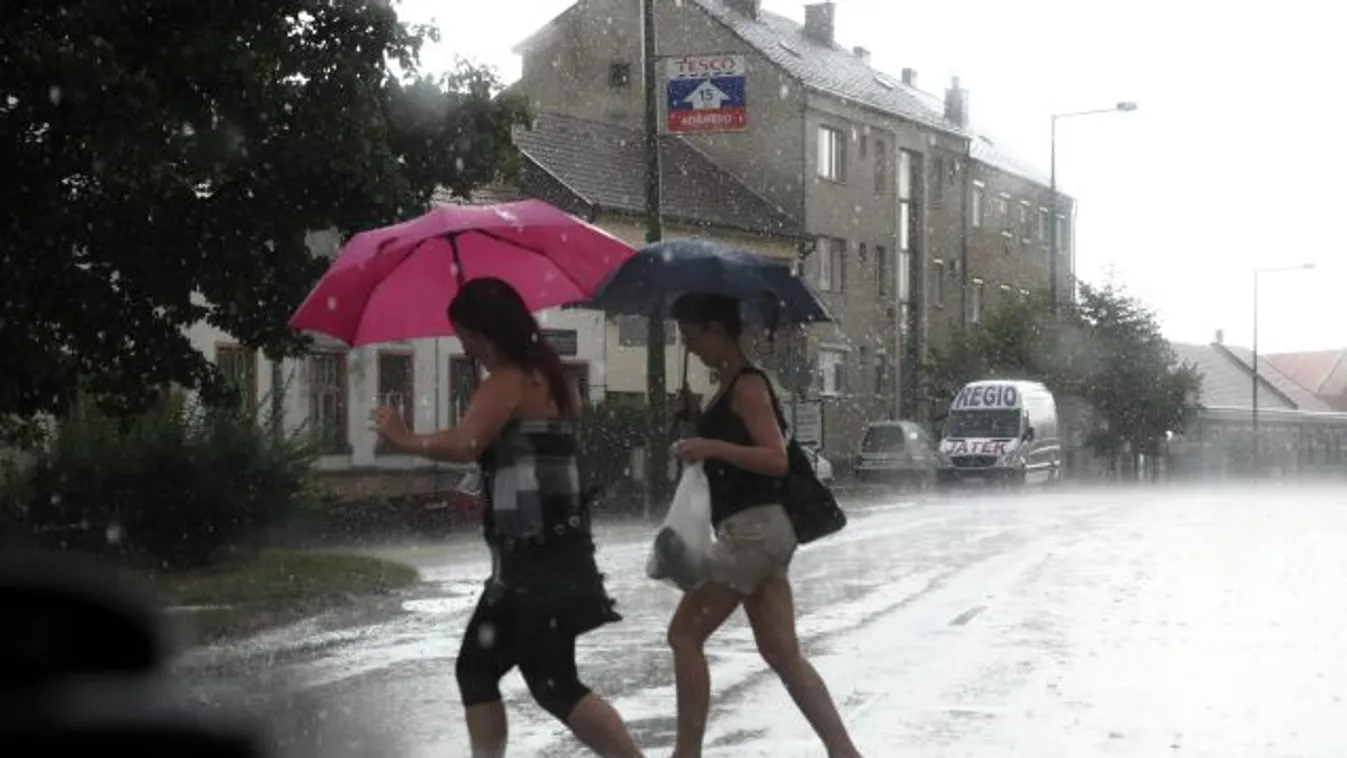 Másodfokú riasztásokat adtak ki a vihar miatt