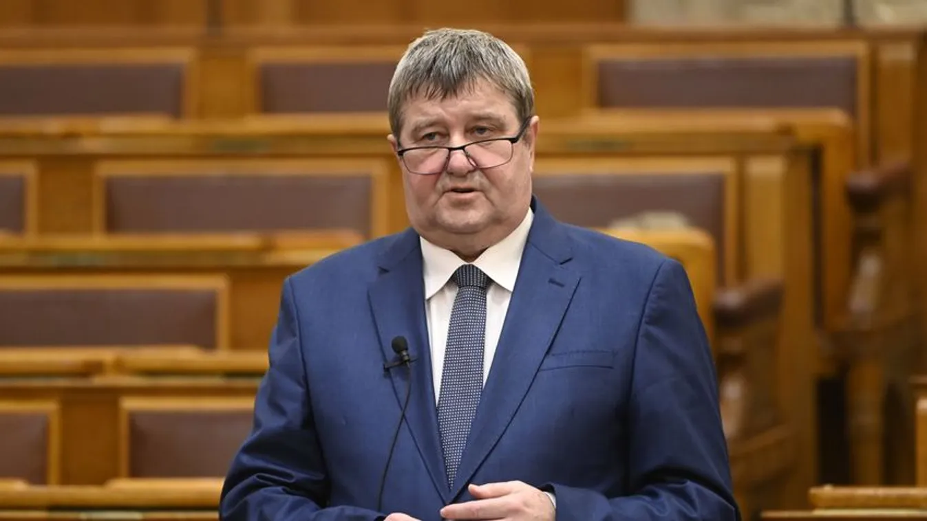 Tállai András: Továbbra is minden család a rezsicsökkentett árat kapja az átlagfogyasztásig