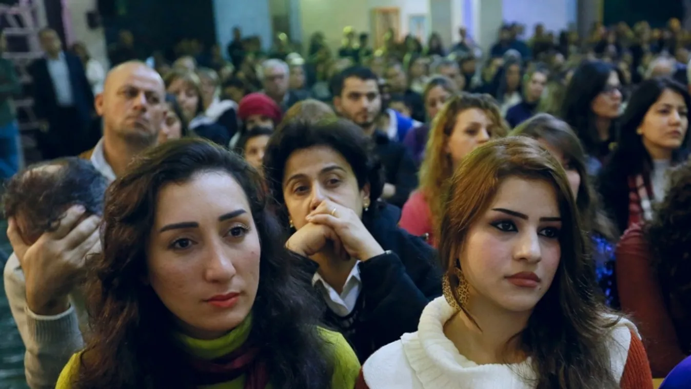 Végre félelem nélkül díszíthették fel otthonukat