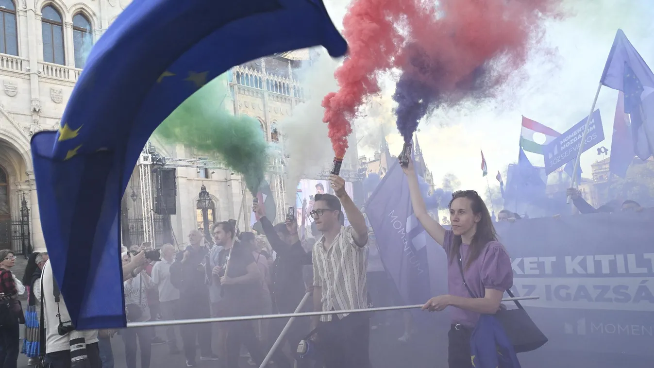 Közleményt adott ki a rendőrség a momentumosok jogellenes gyűlése kapcsán