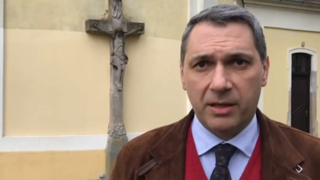 Lázár János: A dohányzás nem alapvető emberi jog