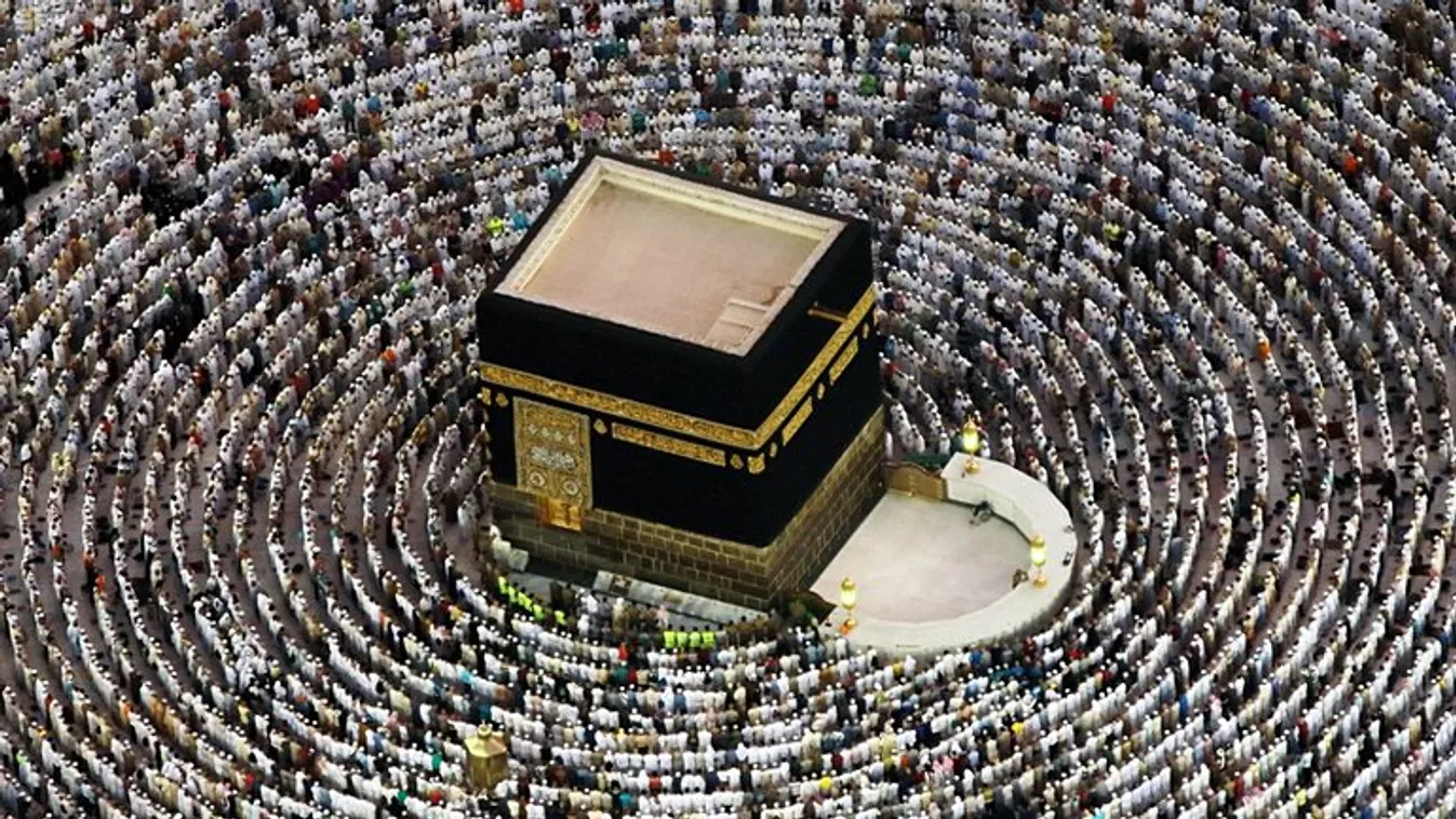 Megkezdődött a muszlimok hagyományos zarándoklata Mekkában